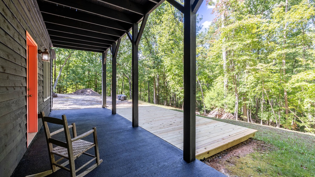 Photo of Patio Balcony in Clarkesville