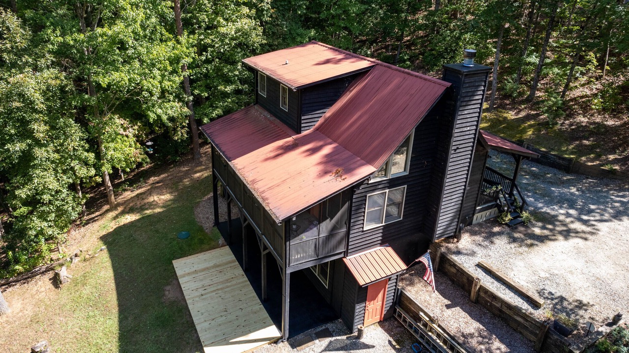Photo of Outdoor in Clarkesville