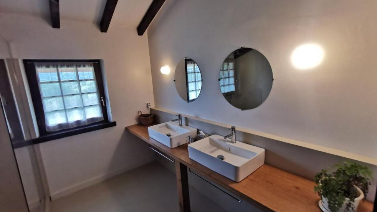 Photo of Bathroom in Espelette