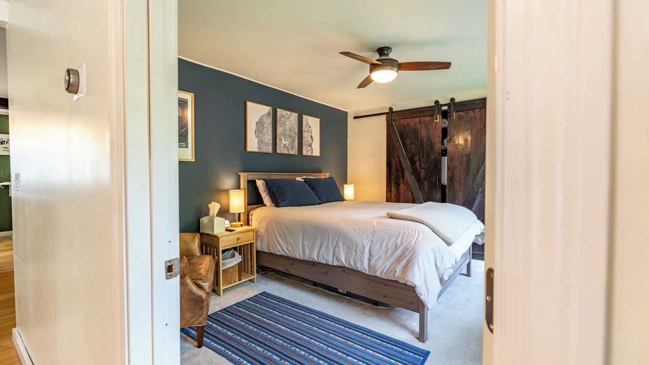 Photo of Bedroom in Hallowell