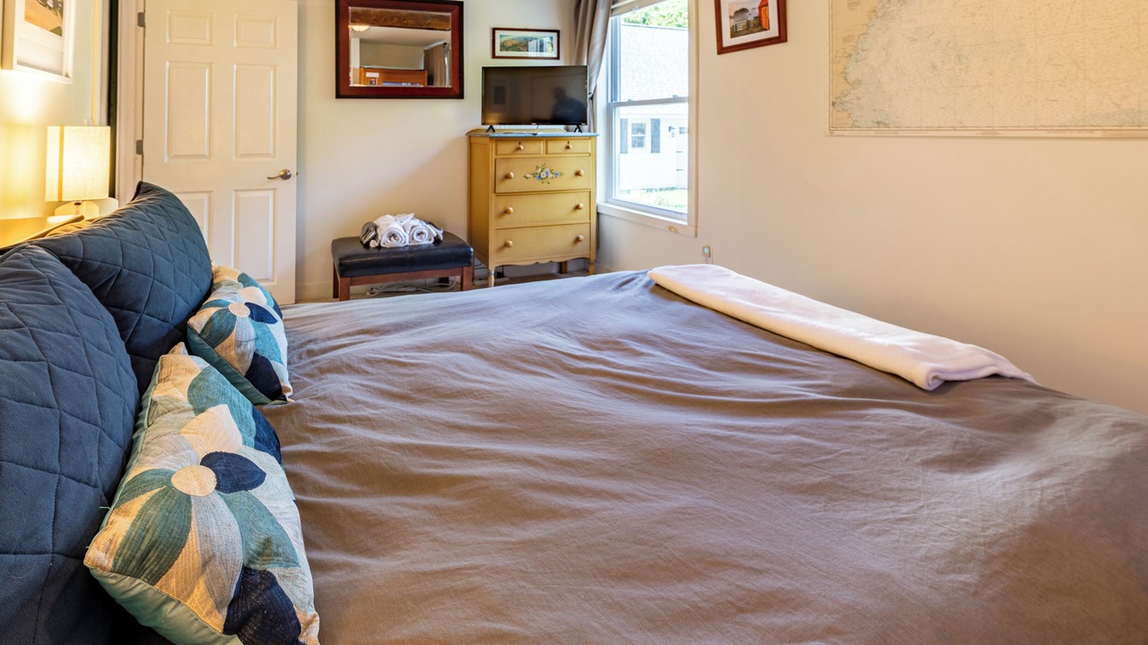 Photo of Bedroom in Hallowell