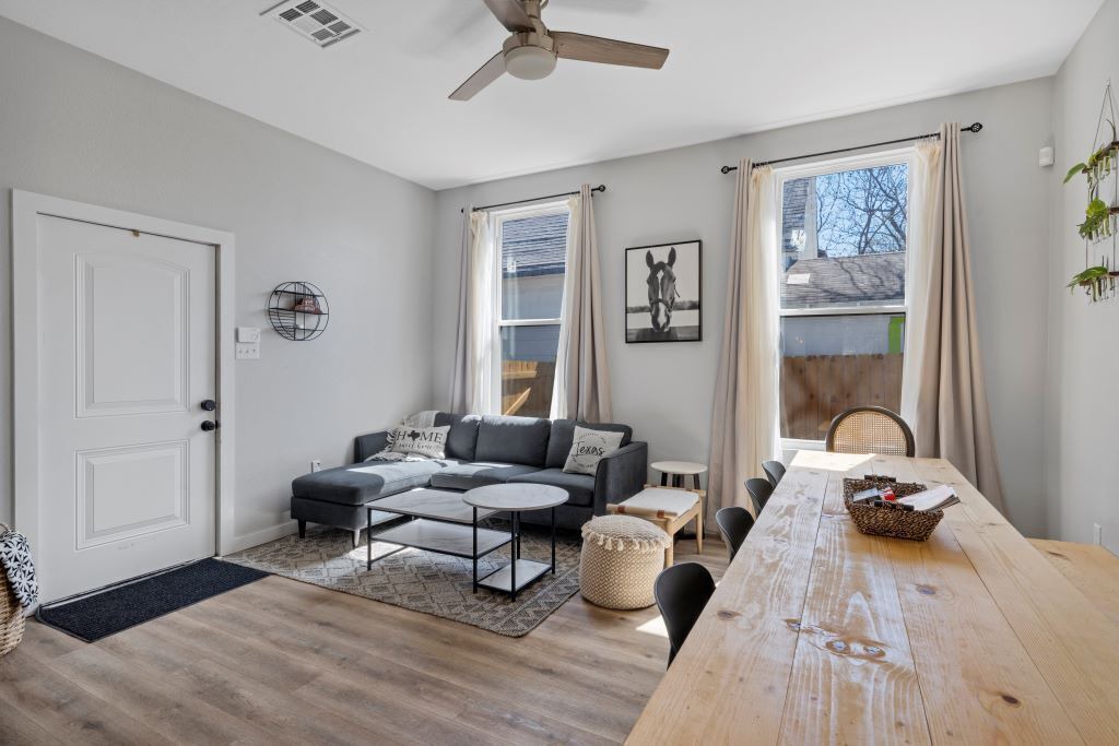 Photo of Livingroom in Waco