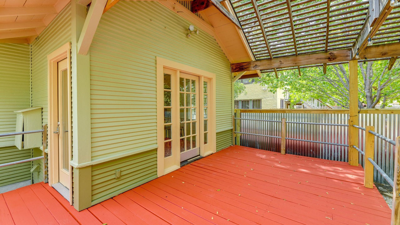 Photo of Patio Balcony in Jefferson
