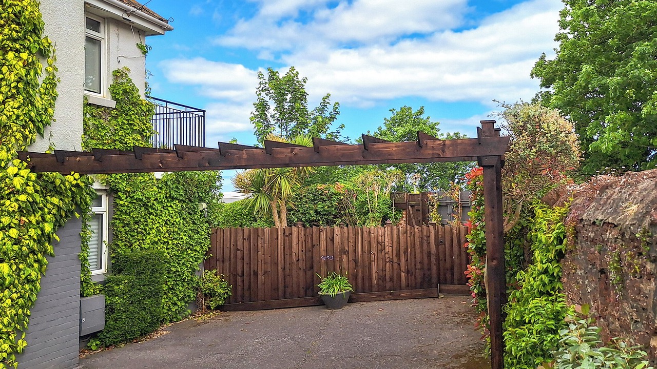 Photo of Outdoor in Roundham