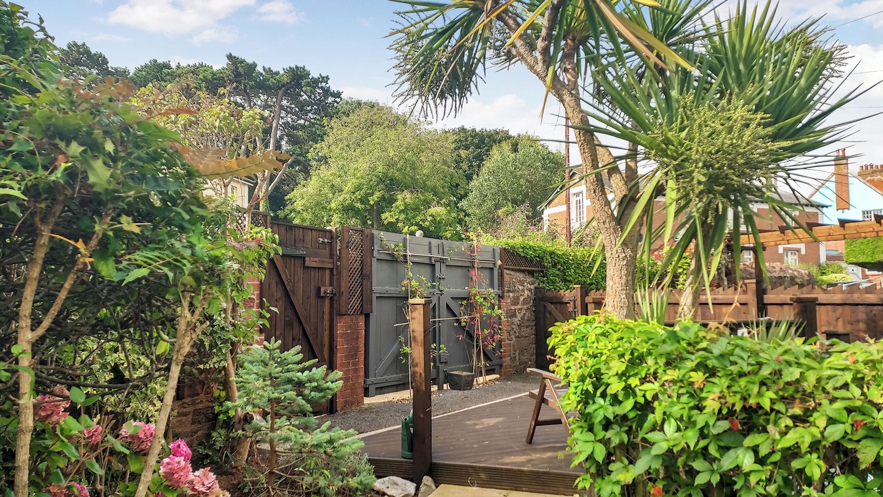 Photo of Outdoor in Roundham