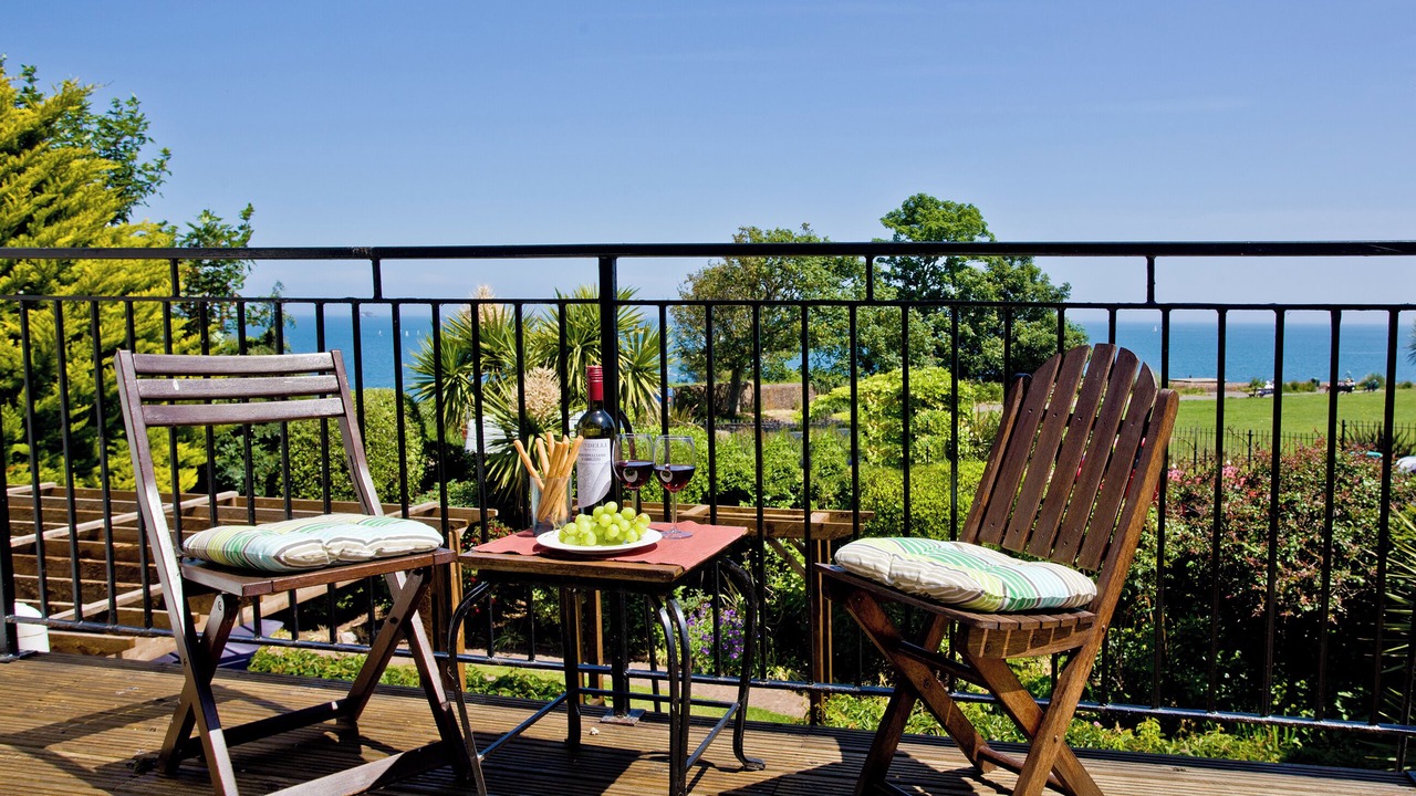Photo of Patio Balcony in Roundham
