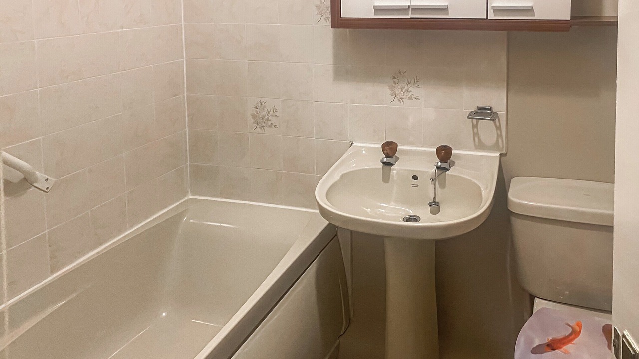 Photo of Bathroom in Wing