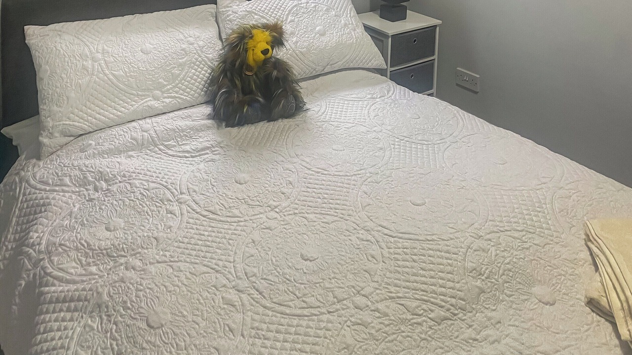 Photo of Others in Wing