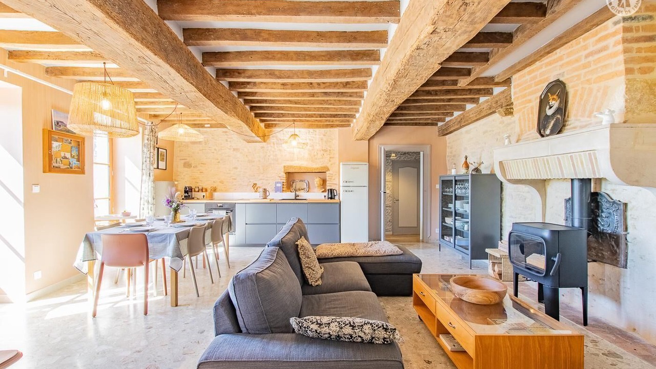 Photo of Livingroom in Chapaize