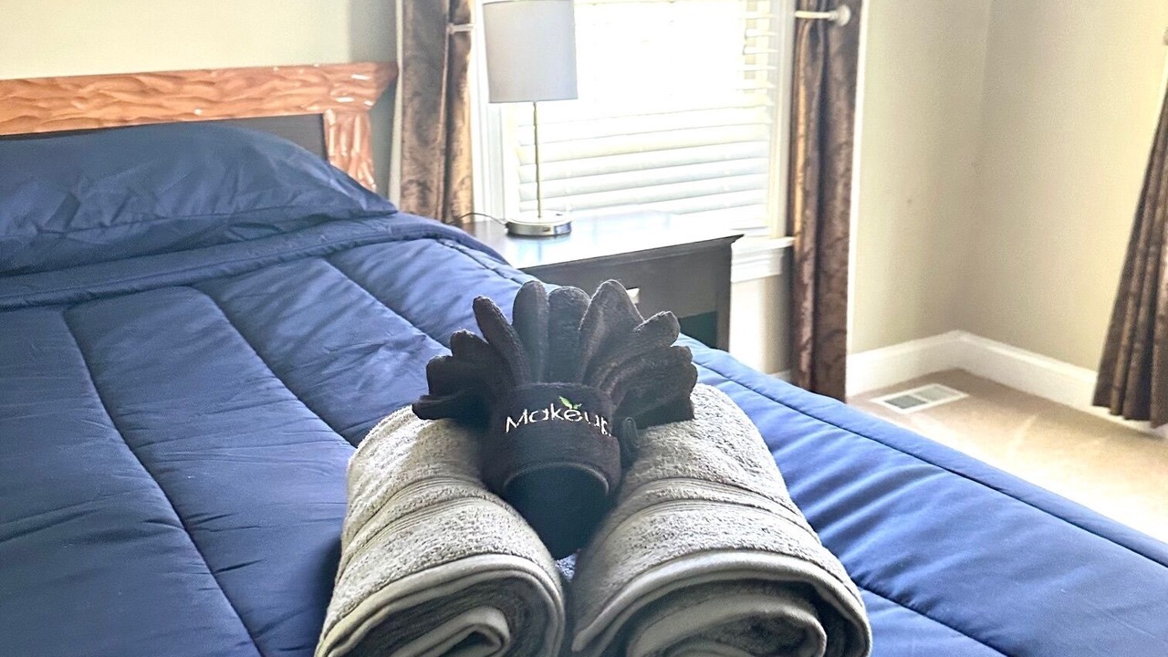 Photo of Bedroom in Hudson