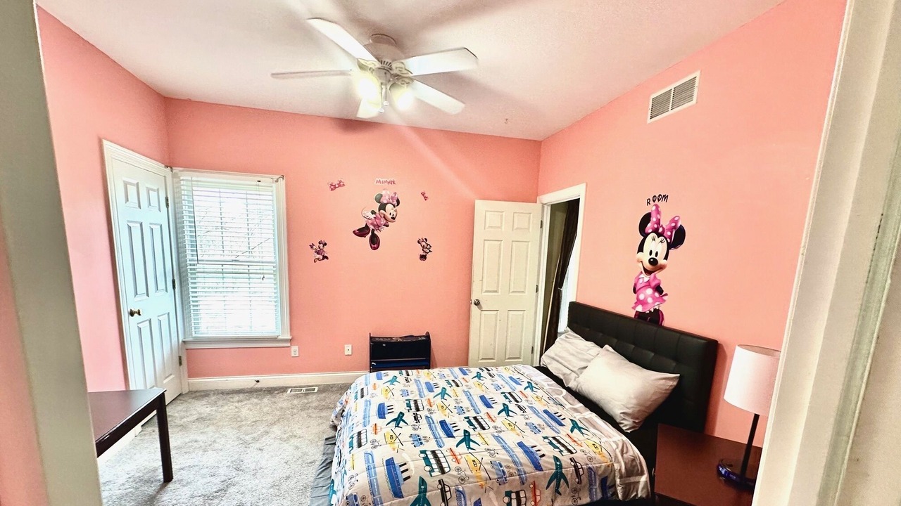 Photo of Bedroom in Hudson