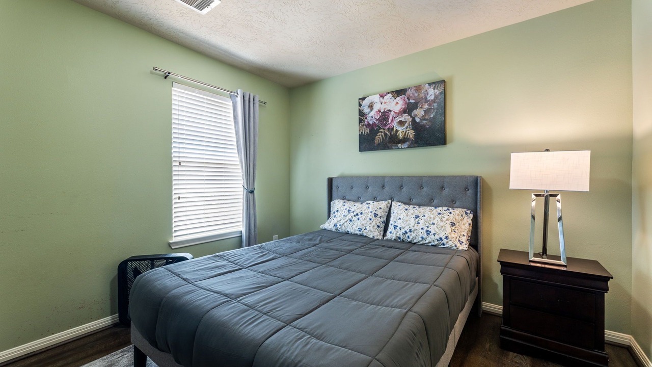 Photo of Bedroom in Central Southwest
