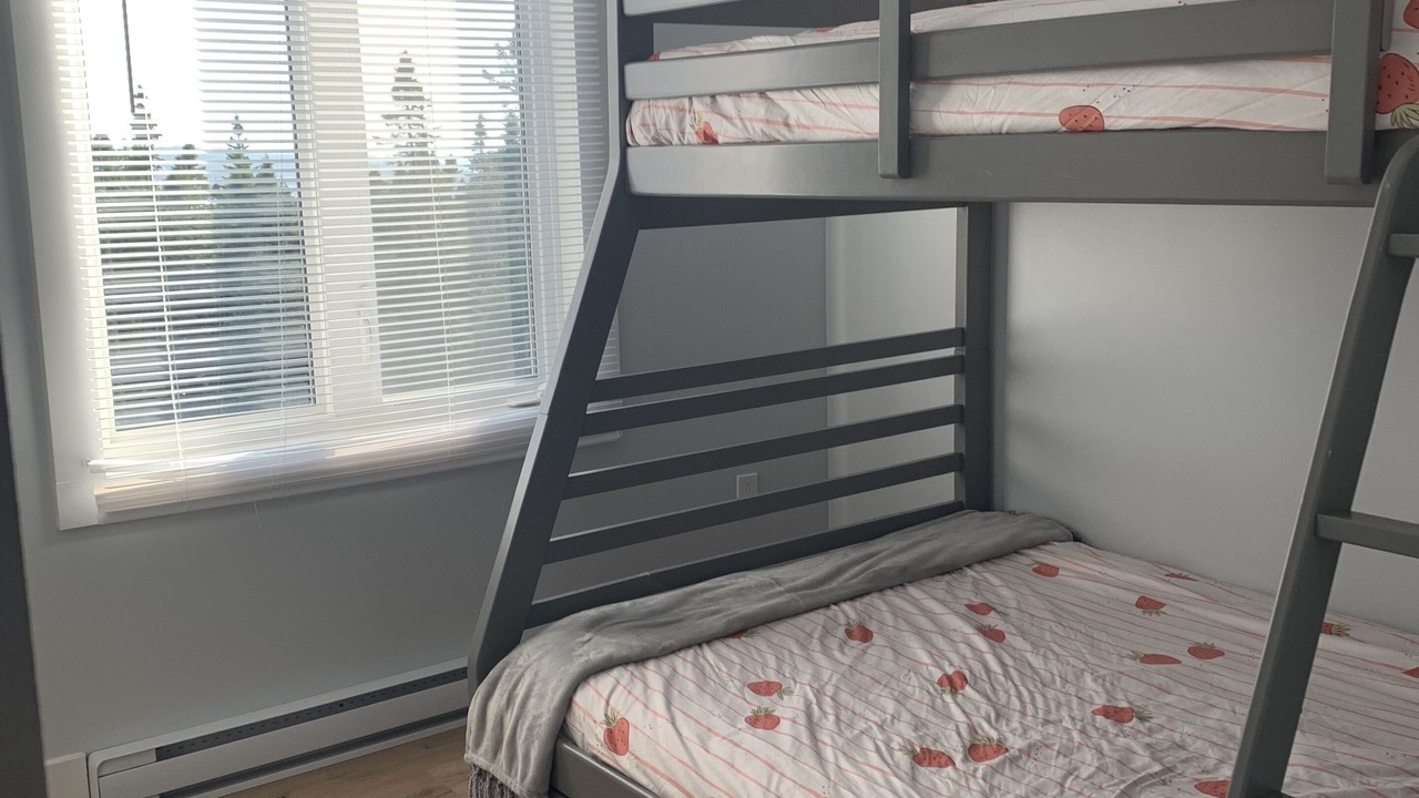 Photo of Bedroom in New Harbour