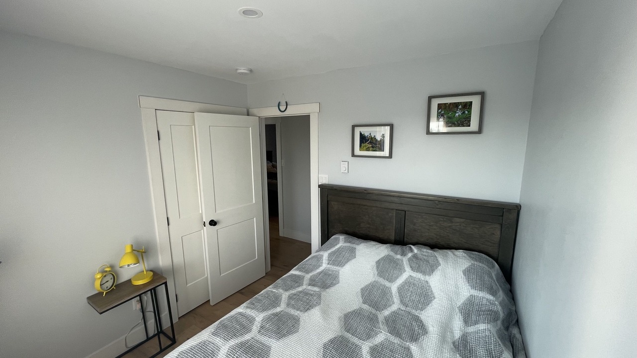 Photo of Bedroom in New Harbour