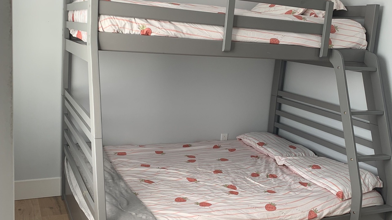 Photo of Bedroom in New Harbour