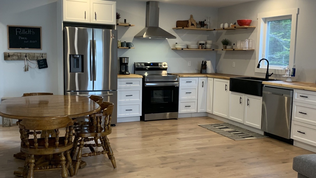 Photo of Kitchen in New Harbour