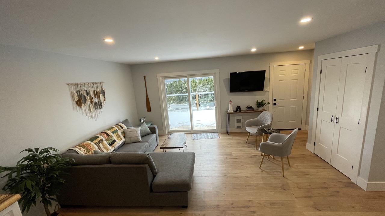 Photo of Livingroom in New Harbour