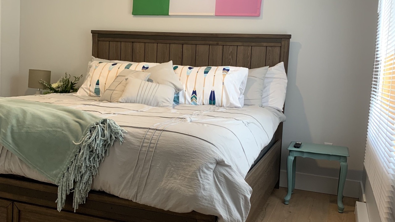 Photo of Bedroom in New Harbour