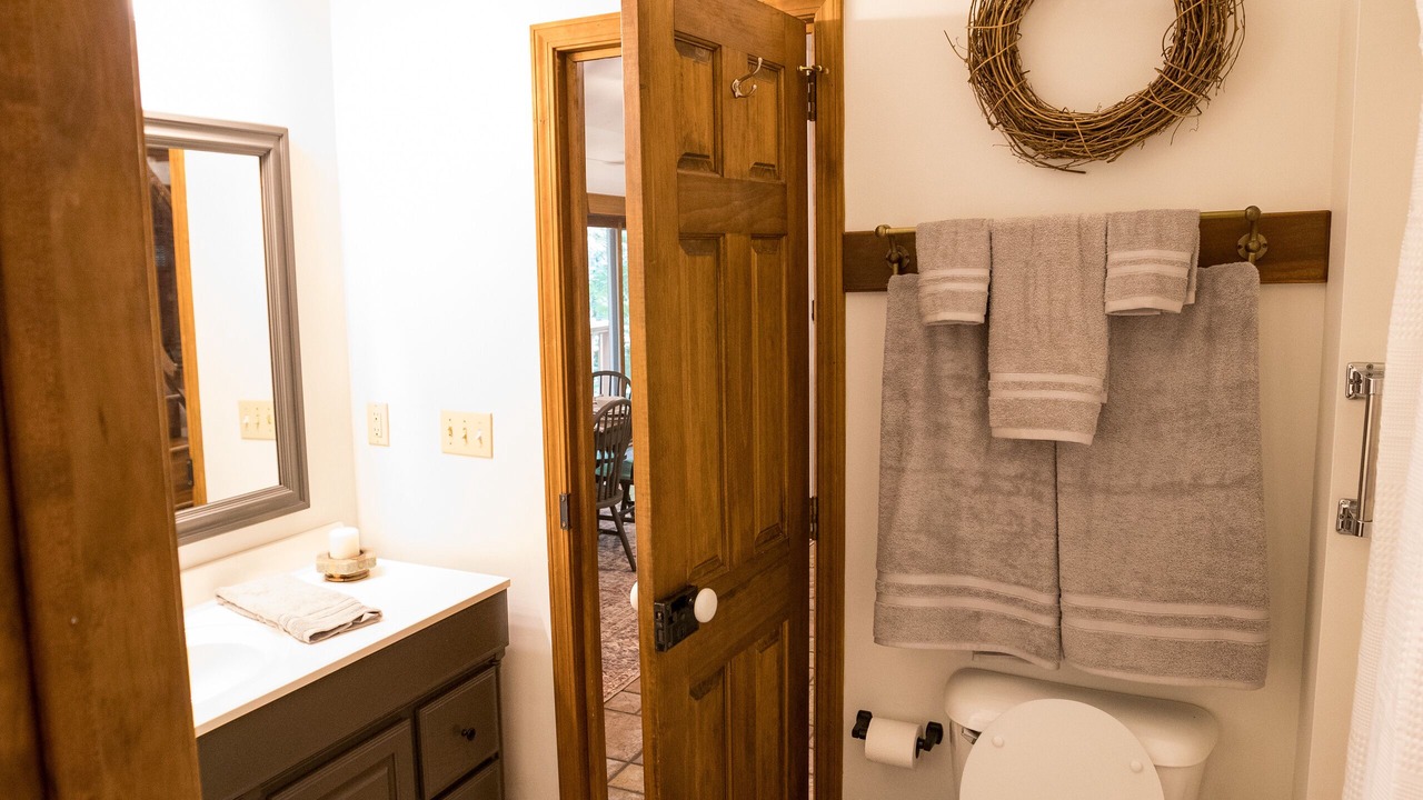Photo of Bathroom in Halfway