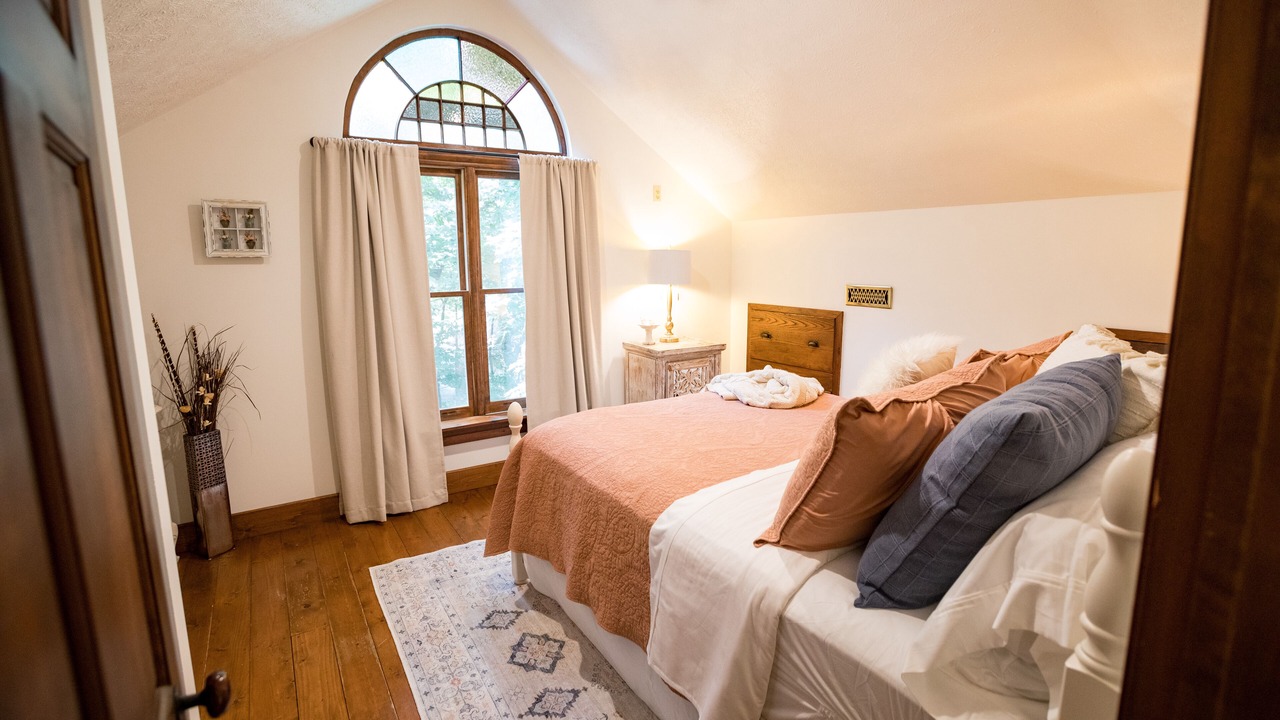 Photo of Bedroom in Halfway