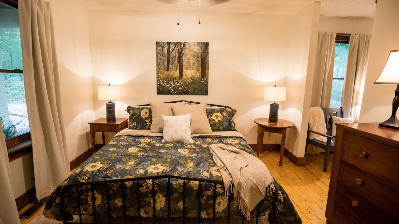 Photo of Bedroom in Halfway