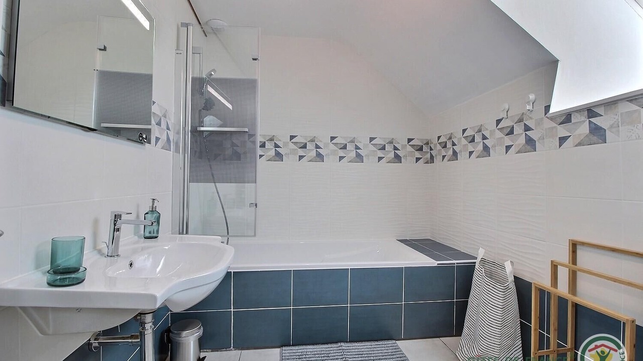 Photo of Bathroom in Plenee-Jugon