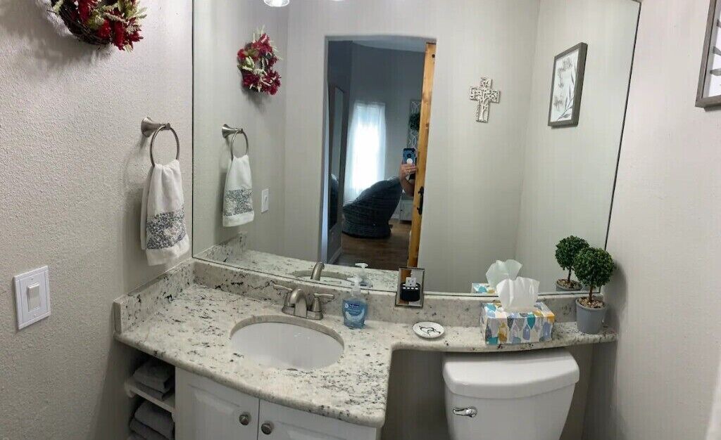Photo of Bathroom in Cotton Gin