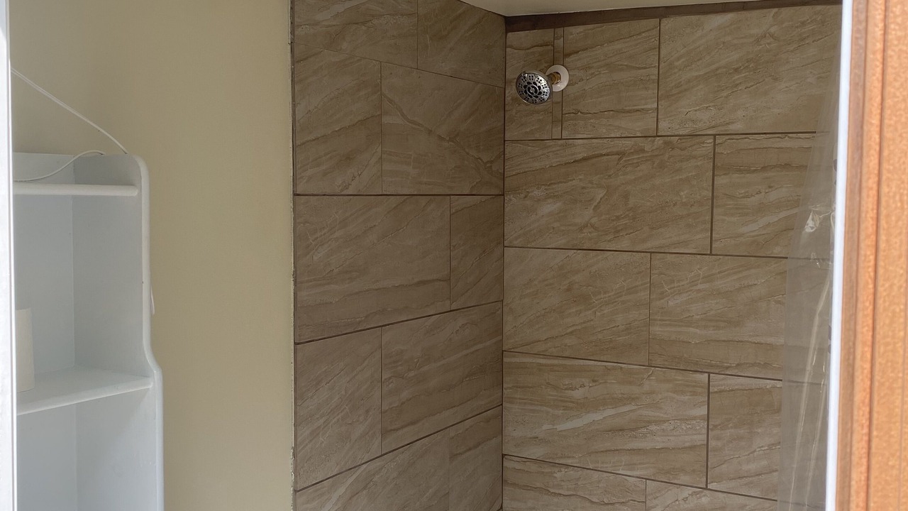 Photo of Bathroom in Red House