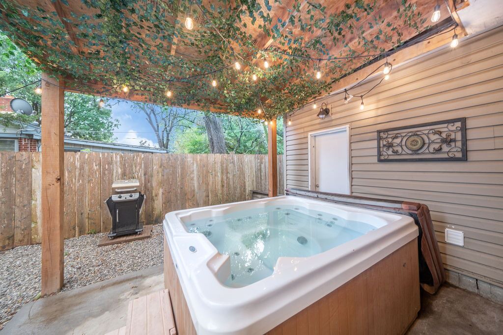 Photo of Patio Balcony in Wichita