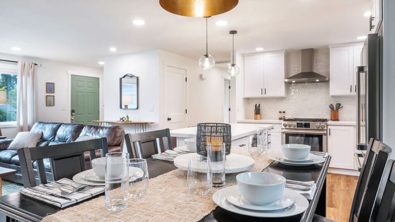 Photo of Others in Inglewood-Finn Hill