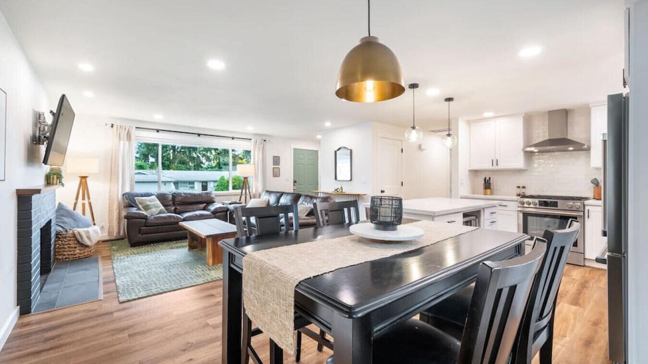 Photo of Others in Inglewood-Finn Hill