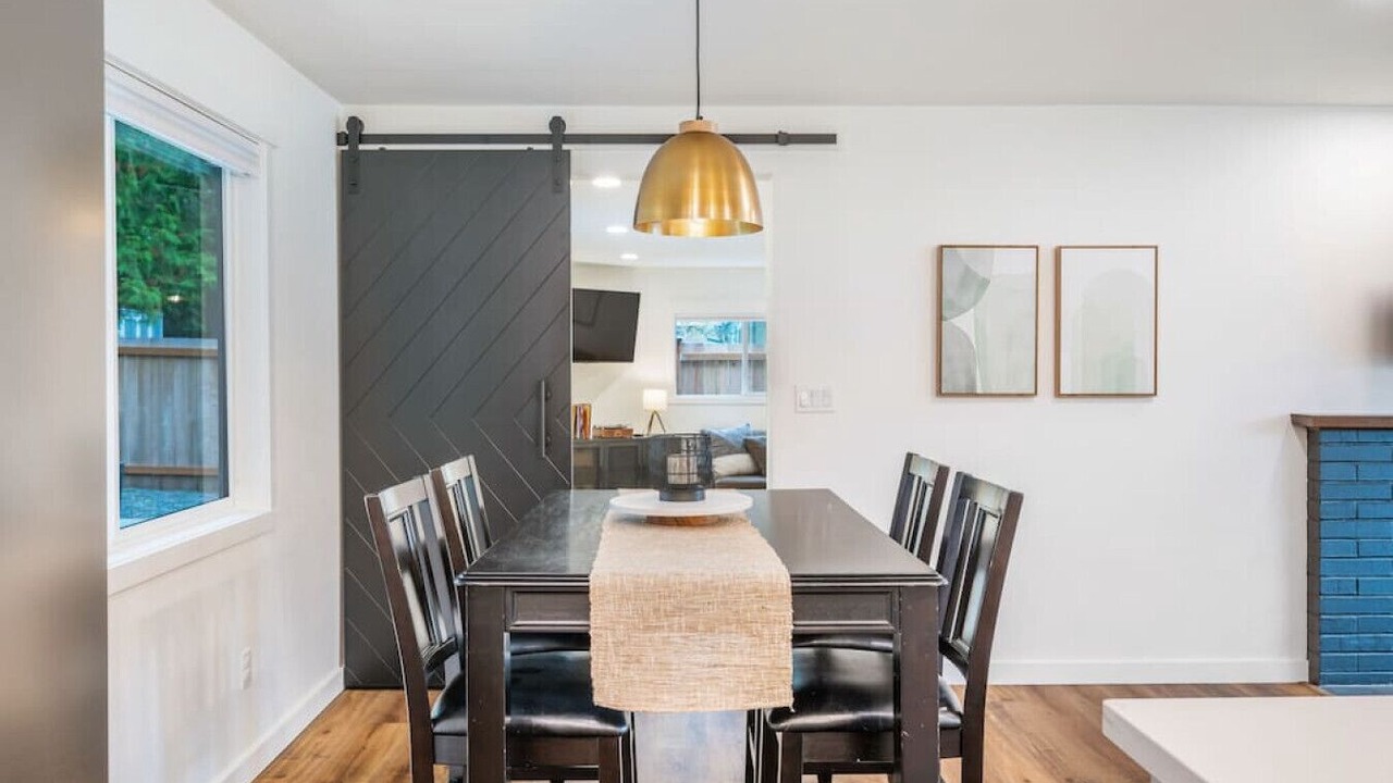 Photo of Others in Inglewood-Finn Hill