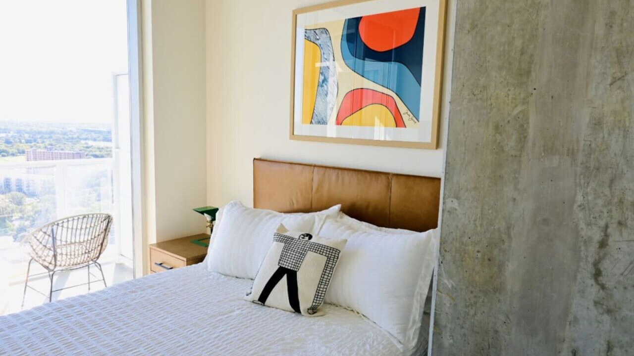 Photo of Bedroom in Rainey Street Historic District