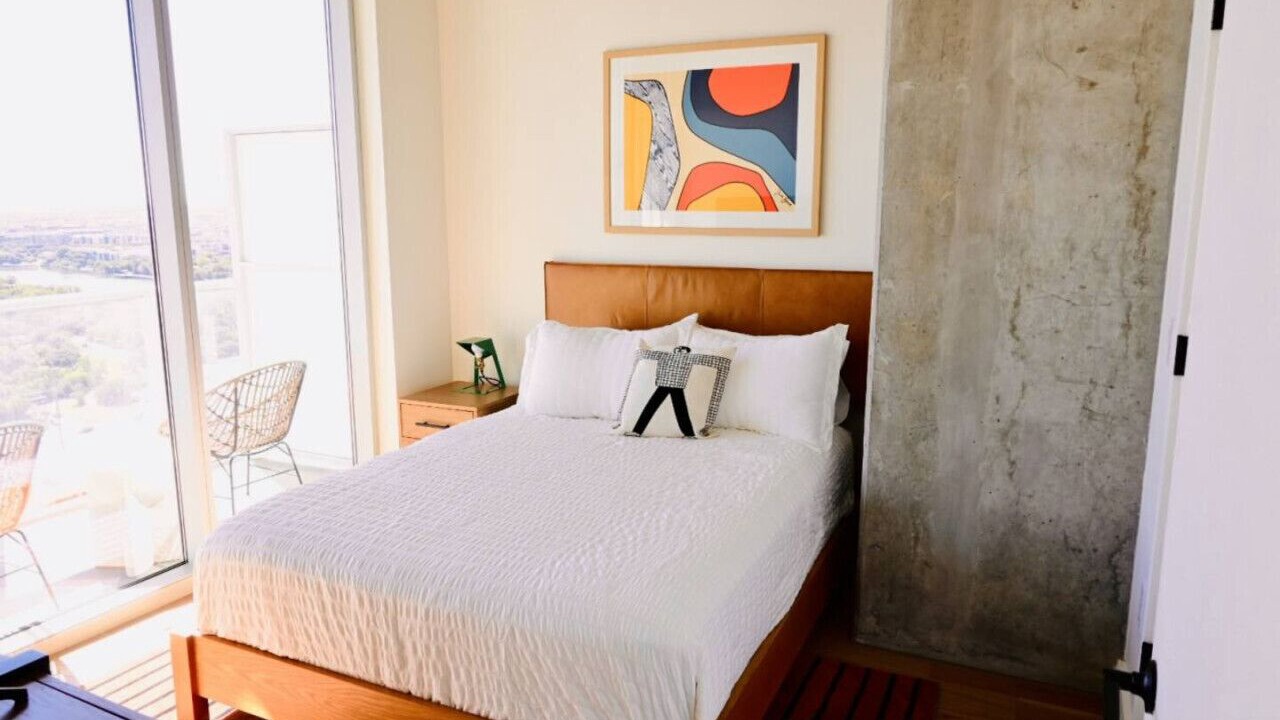 Photo of Bedroom in Rainey Street Historic District