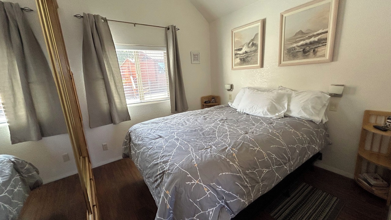Photo of Bedroom in Smith River