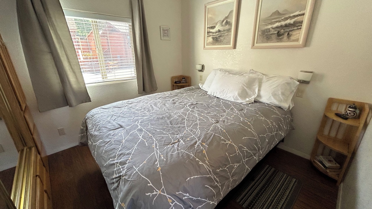 Photo of Bedroom in Smith River