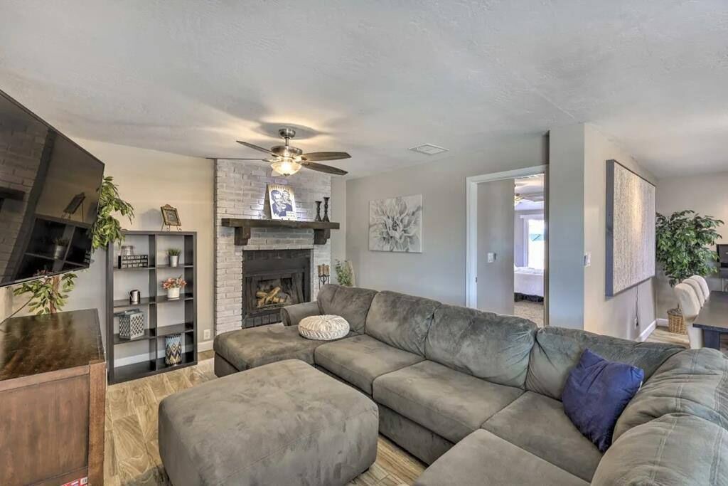 Photo of Livingroom in Tempe