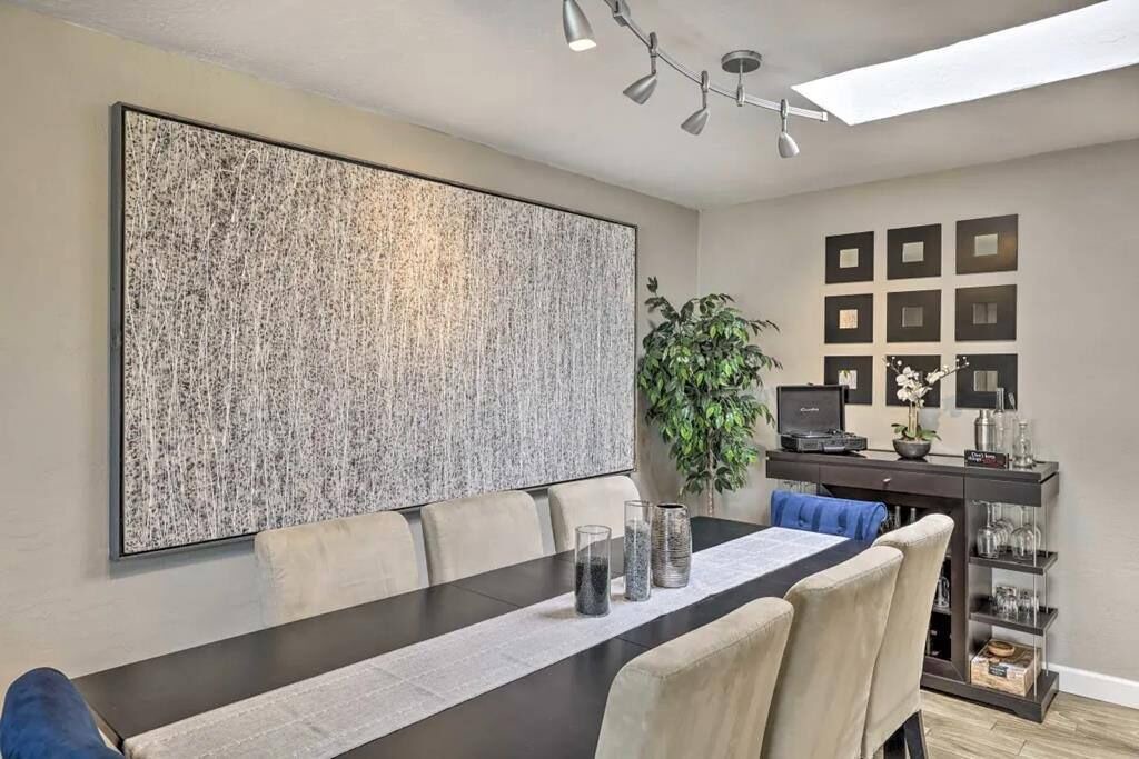 Photo of Livingroom in Tempe