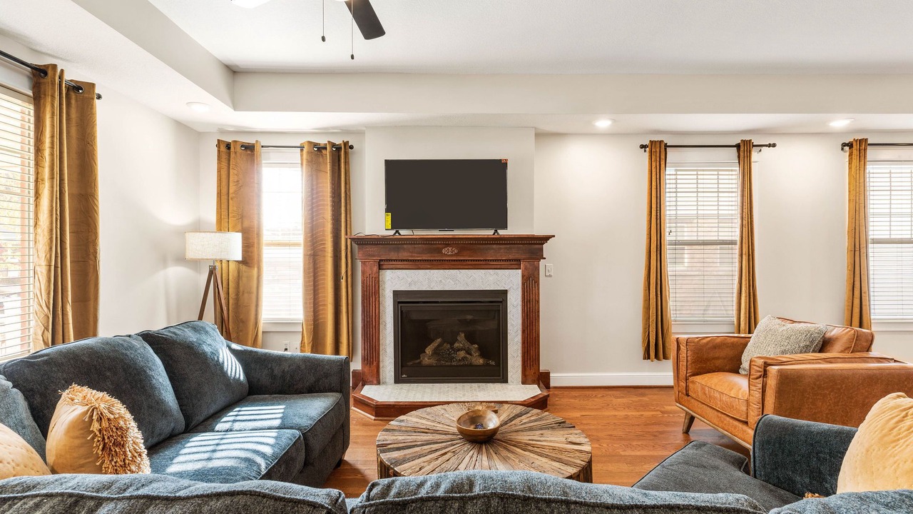 Photo of Livingroom in Hanover Place