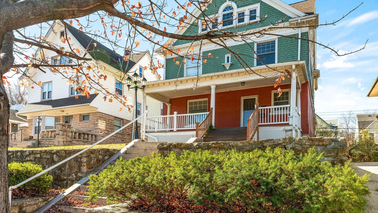 Photo of Outdoor in Hanover Place