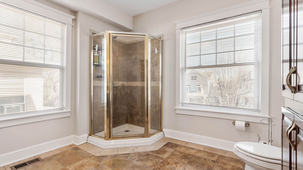 Photo of Bathroom in Hanover Place