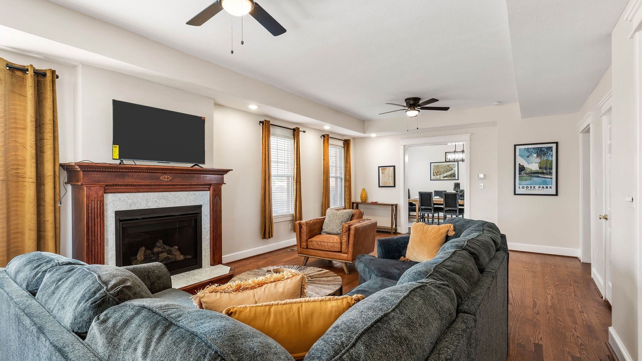 Photo of Livingroom in Hanover Place