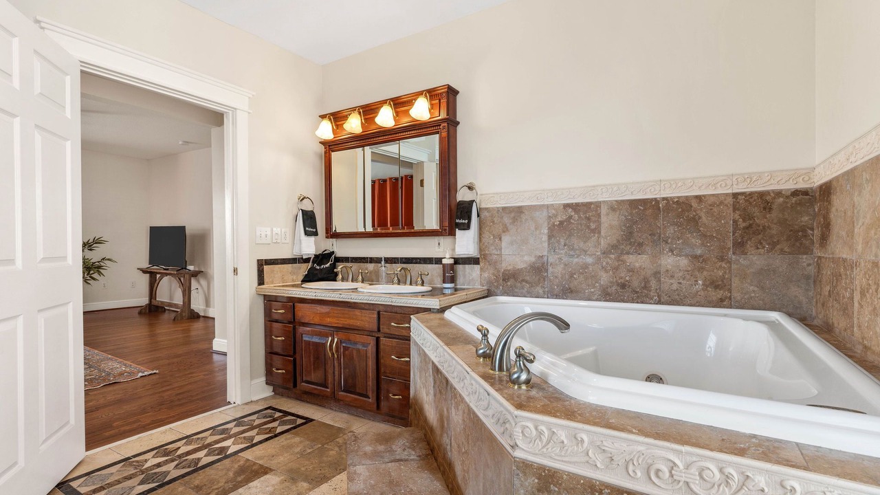 Photo of Bathroom in Hanover Place