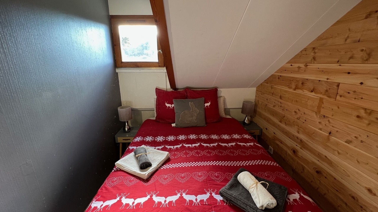 Photo of Bedroom in Ustou