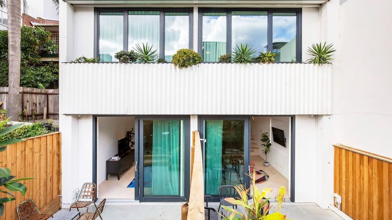 Photo of Outdoor in Alexandria