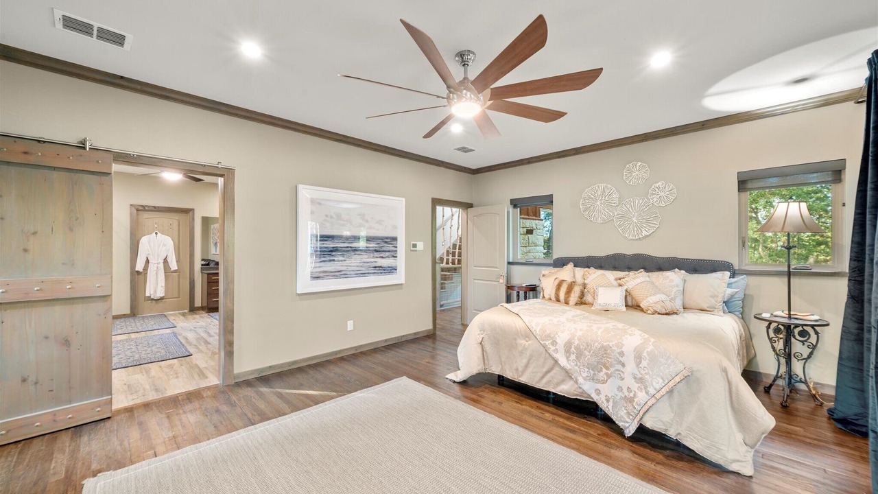 Photo of Bedroom in Dogwood