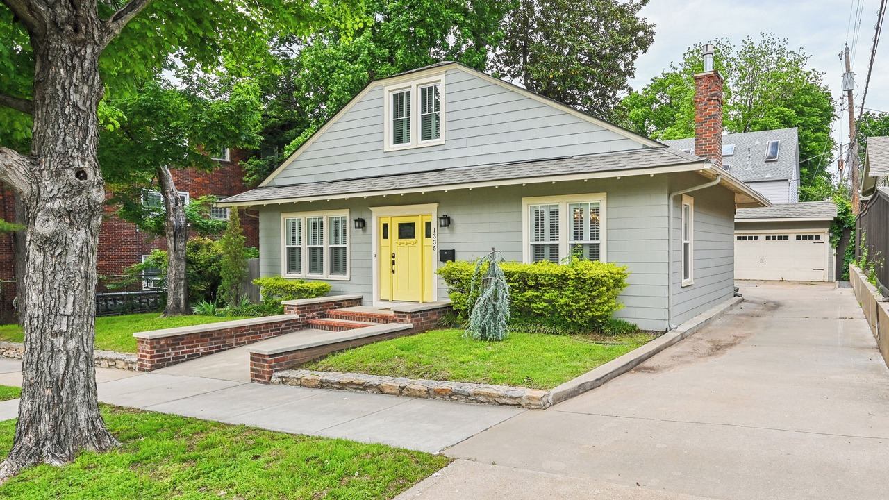 Photo of Outdoor in Cherry Street