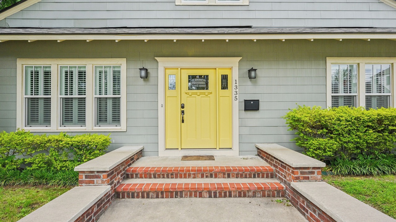 Photo of Outdoor in Cherry Street