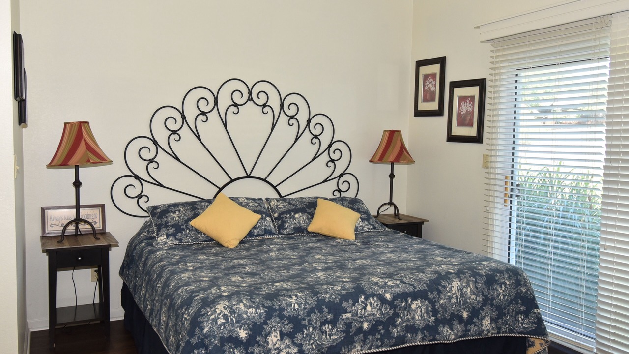 Photo of Bedroom in Camdenton