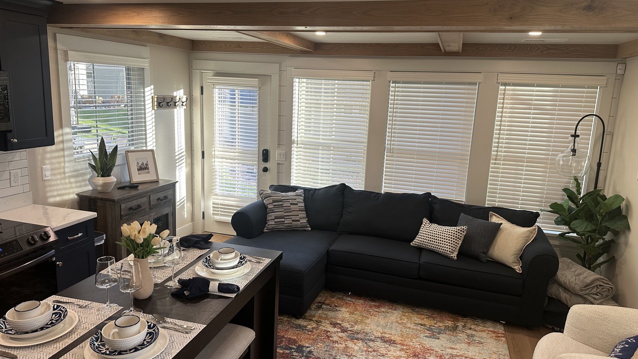 Photo of Livingroom in Laconia